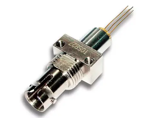 用於模擬應用的光電二極體插座模組